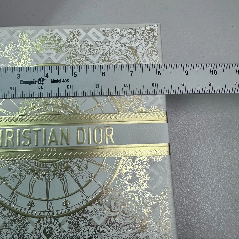 Christian Dior Holiday Box - Picture 7 of 7